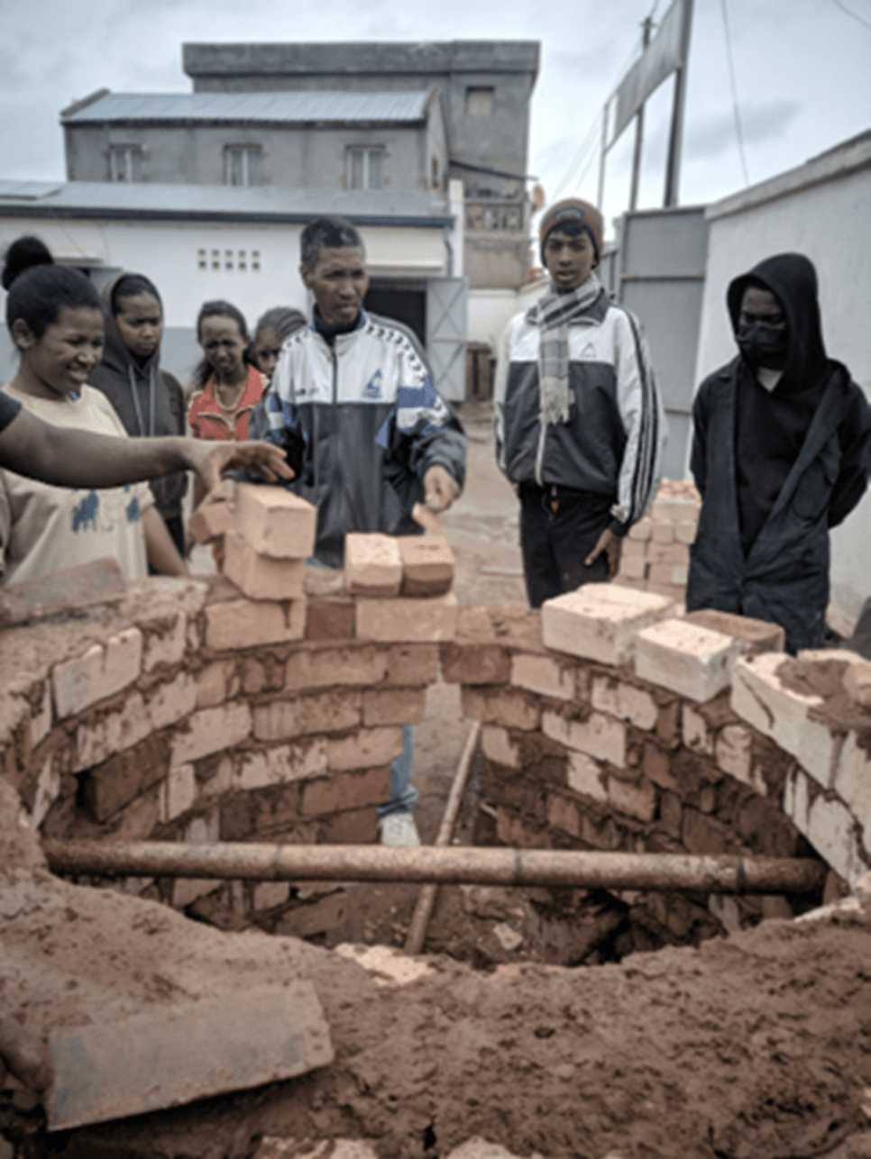 Training, service delivery & advisory support: the bamboo trades. — vue 6